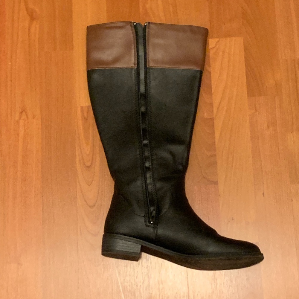 Boots - Picture 4 of 4